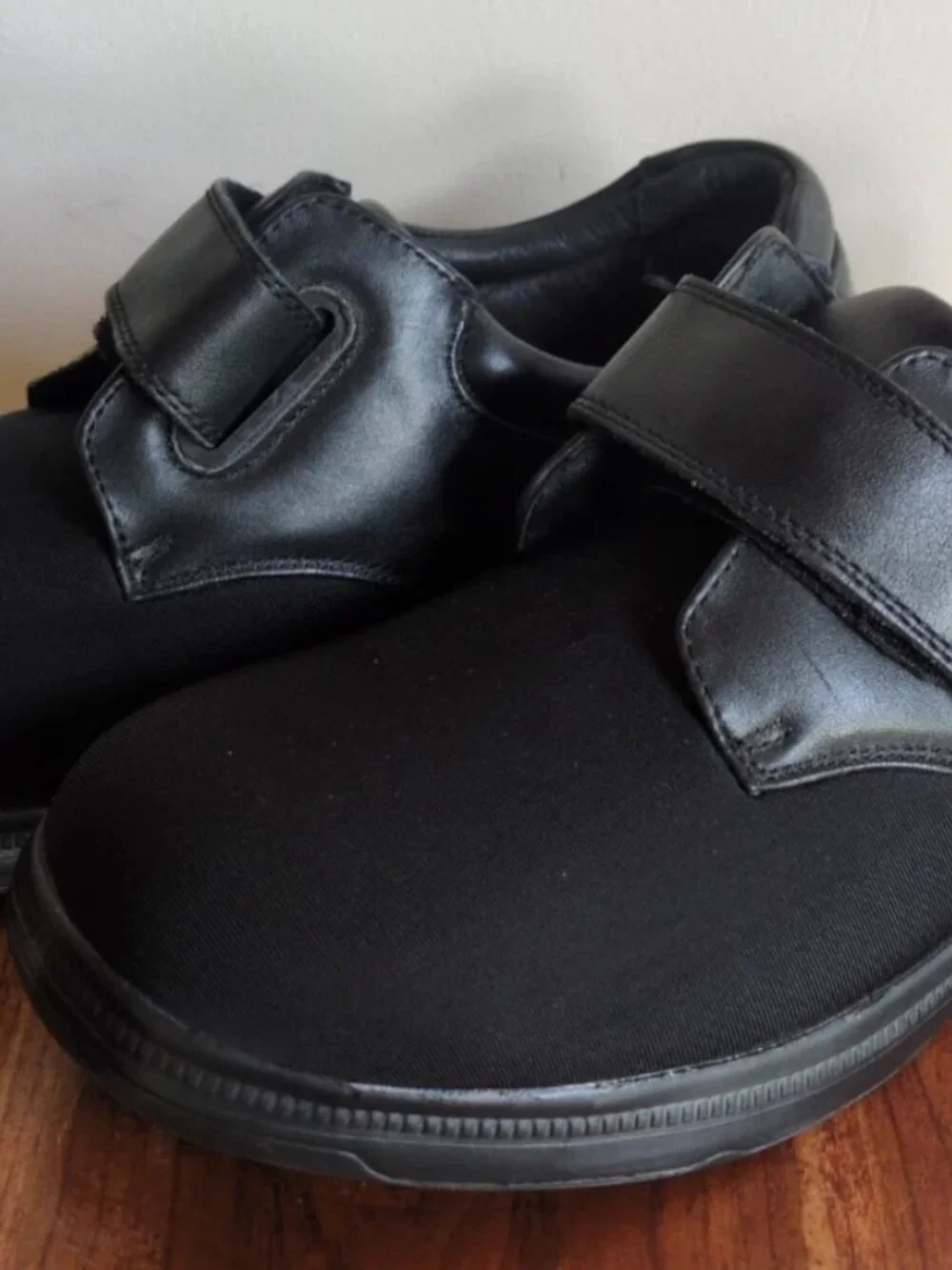 NWOB SureFit Orthopedic Diabetic Mens Shoes S166 Santiago Black 10.5 Wide